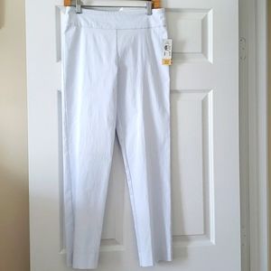 Patchington white capri pants NWT